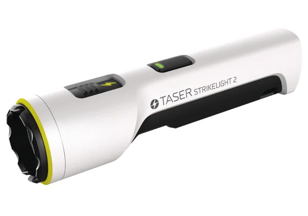 AXON Strikelight 2 Stun Gun Kit 1 AXON Strikelight 2 Stun Gun Kit